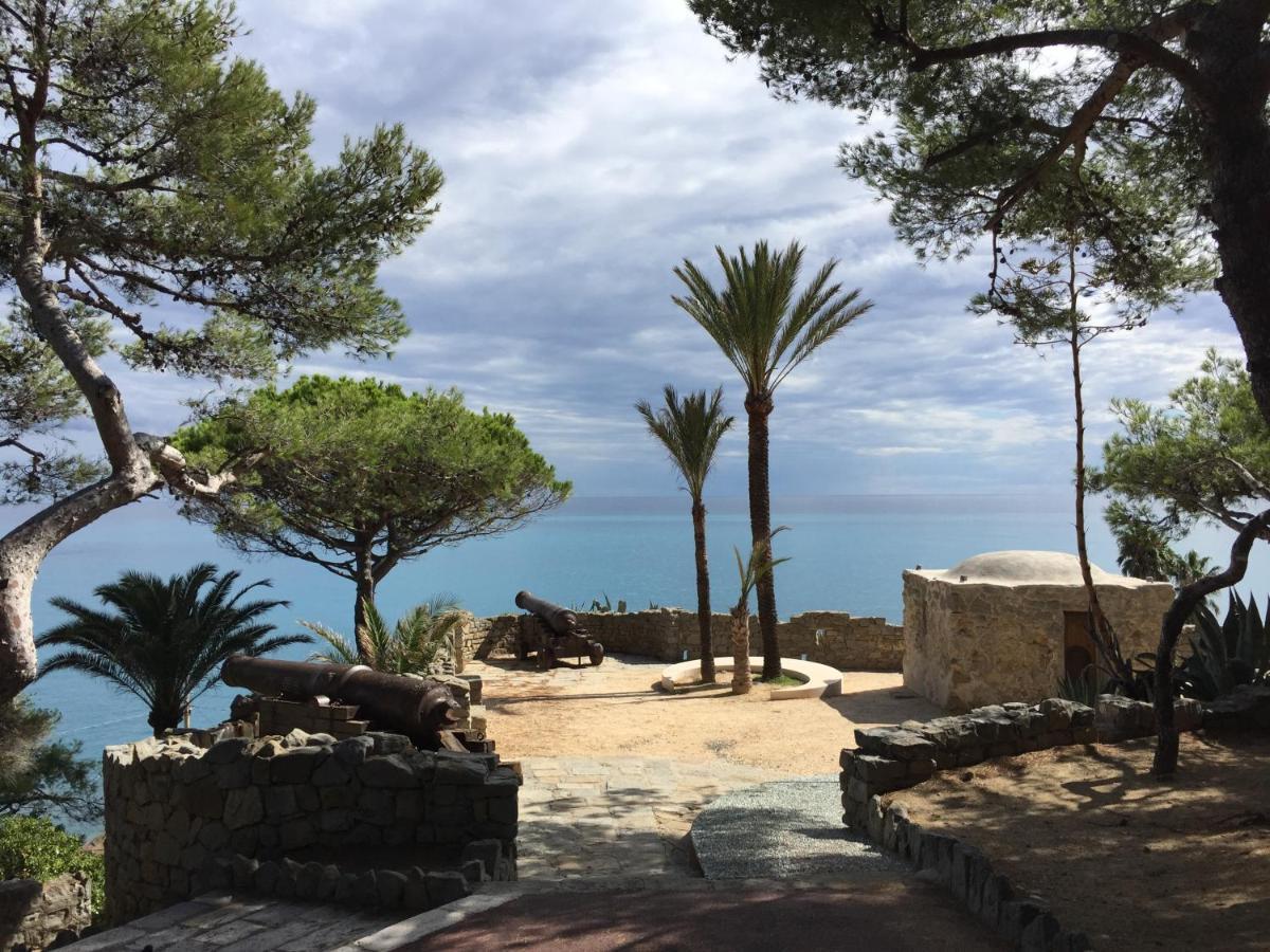 Old Town Lemon Charm Appartement Bordighera Buitenkant foto
