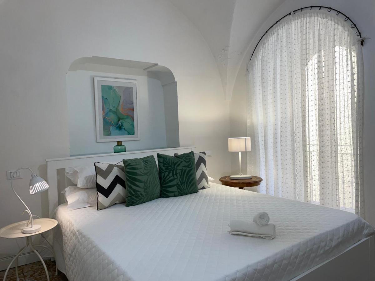 Old Town Lemon Charm Appartement Bordighera Buitenkant foto